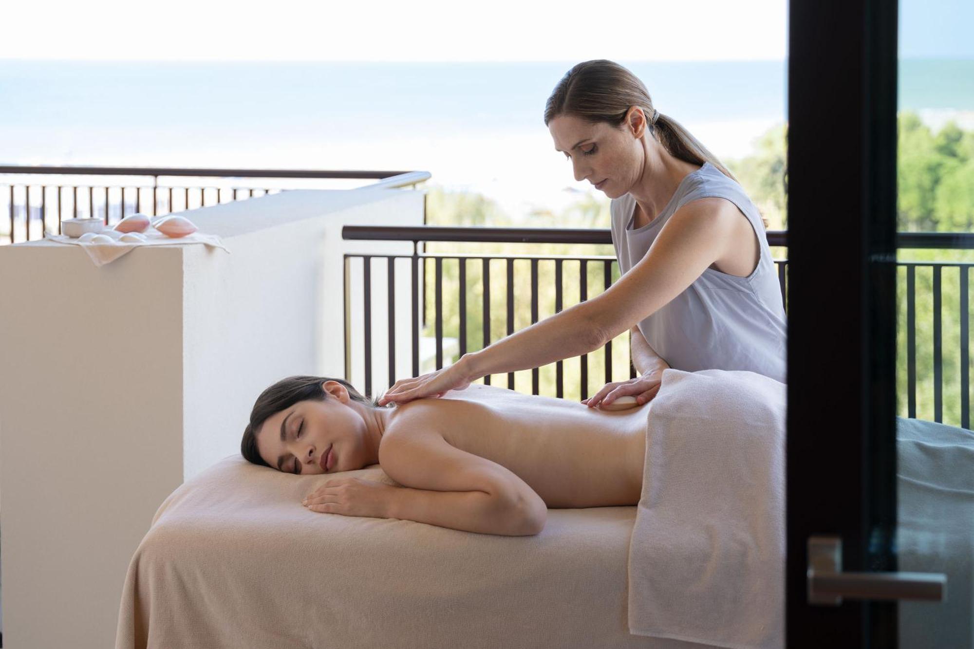 Savoy Beach Hotel & Thermal Spa Bibione Eksteriør bilde Massage
