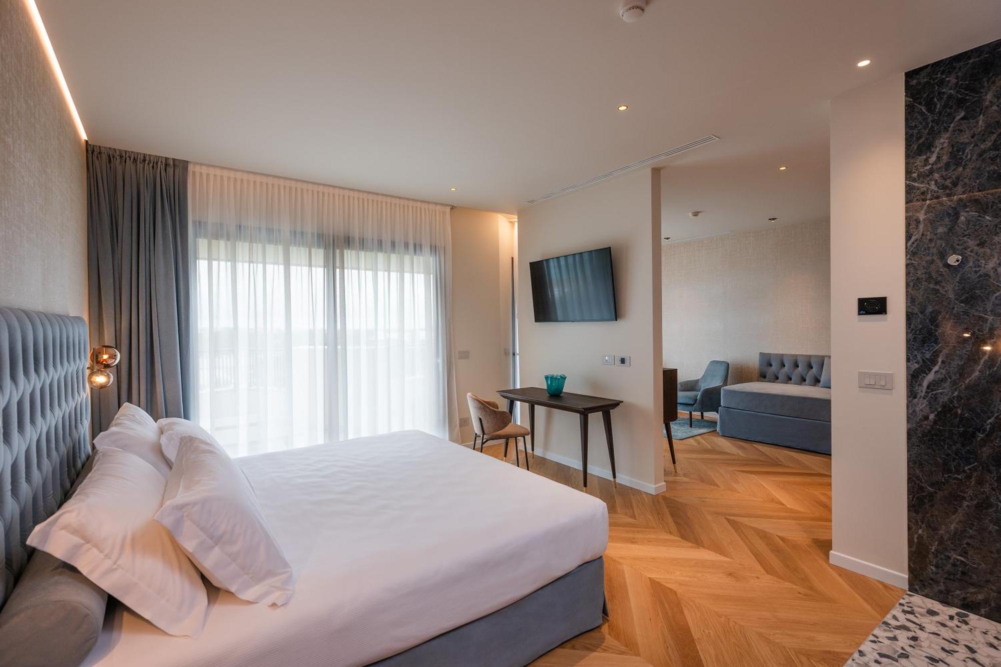 Savoy Beach Hotel & Thermal Spa Bibione Eksteriør bilde Suite