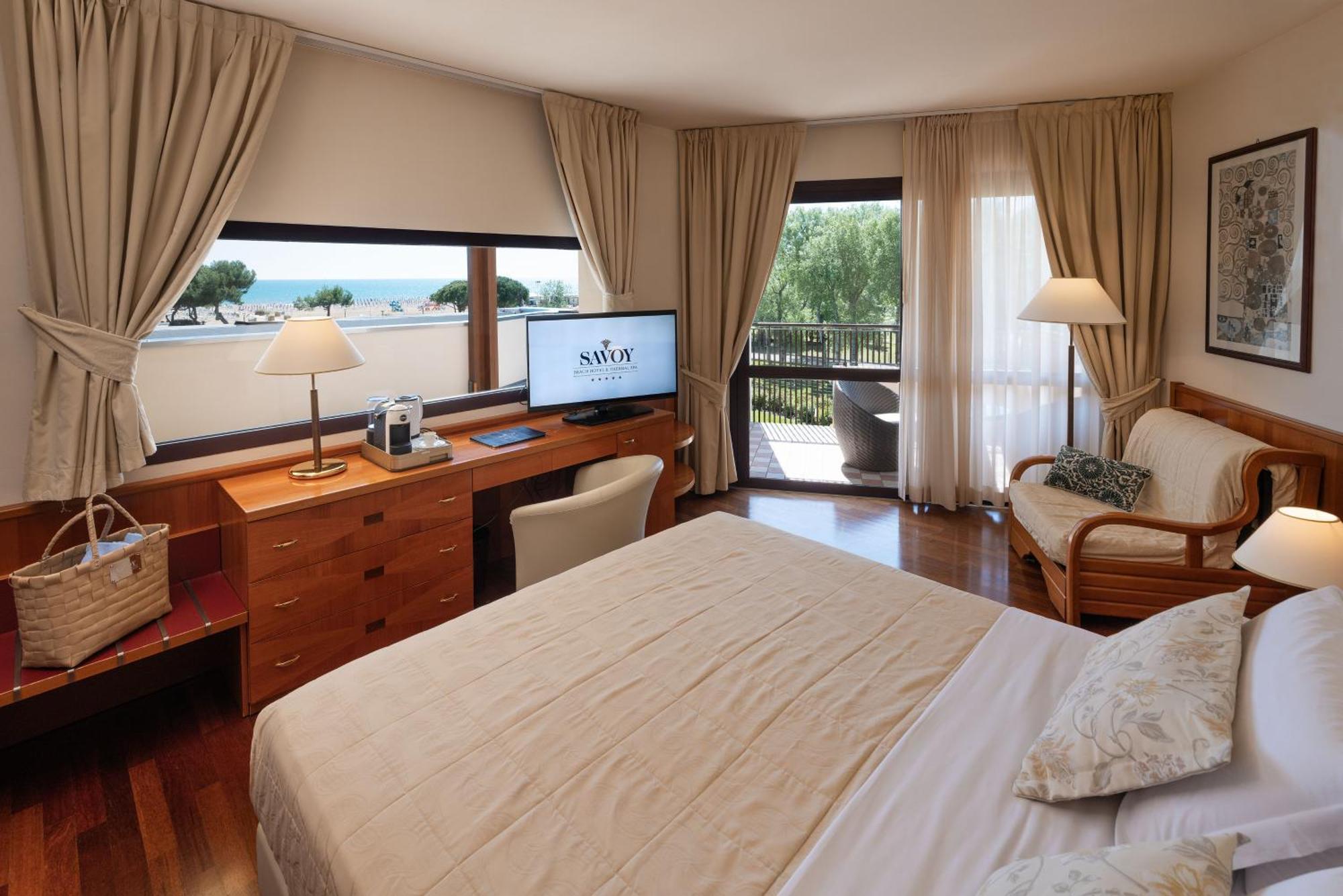 Savoy Beach Hotel & Thermal Spa Bibione Eksteriør bilde A room at the hotel