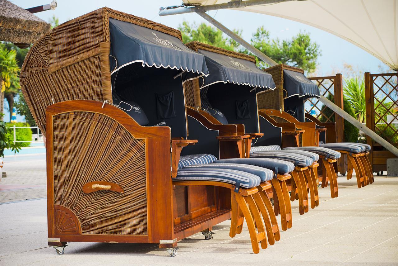 Savoy Beach Hotel & Thermal Spa Bibione Eksteriør bilde Strandkorb